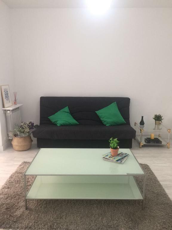Apartamento Avenida De Portugal Logrono Exterior photo
